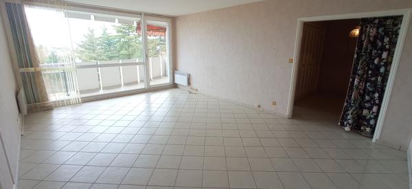 VENTE APPARTEMENT F3 TERRASSE GARAGE MONTLUCON Montlucon