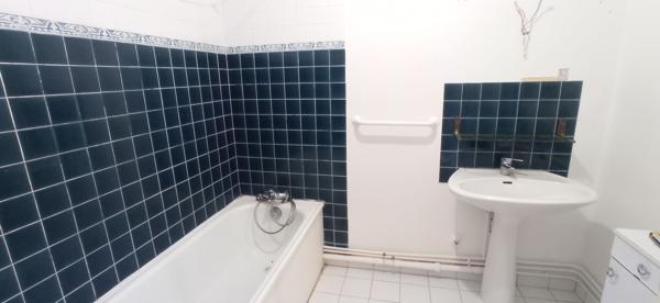 VENTE APPARTEMENT F3 TERRASSE GARAGE MONTLUCON Montlucon