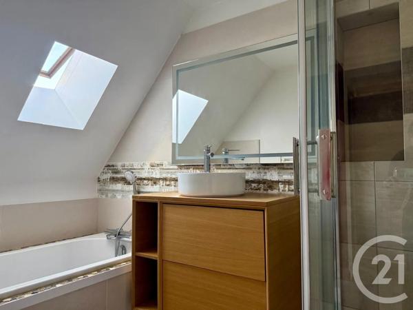 Maison à vendre  4 pièces - 71 m 2   ABONDANT  - 28