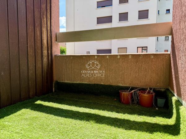 Sallanches hyper centre, appartement 2 pièces, 1 chambre, 26,56 M2, balcon/ loggia, cave;