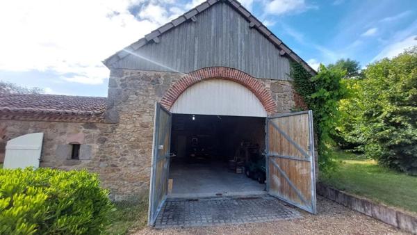 Longère à Nueil les Aubiers