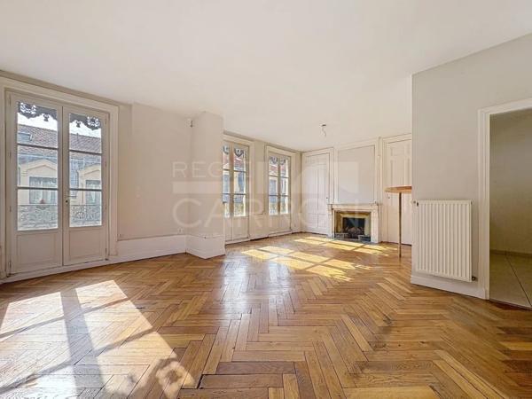 APPARTEMENT T3 A VENDRE - LYON 2EME ARRONDISSEMENT - 57 m 2 - 345 000 €