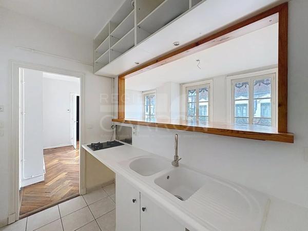 APPARTEMENT T3 A VENDRE - LYON 2EME ARRONDISSEMENT - 57 m 2 - 345 000 €