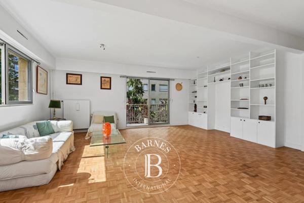 Paris 16ème, Appartement 2 Chambres -  82 m² à vendre