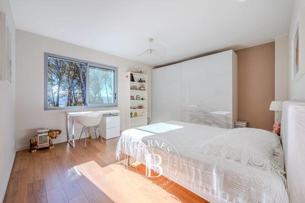 Aix-en-Provence, Maison 5 Chambres -  235 m² à vendre
