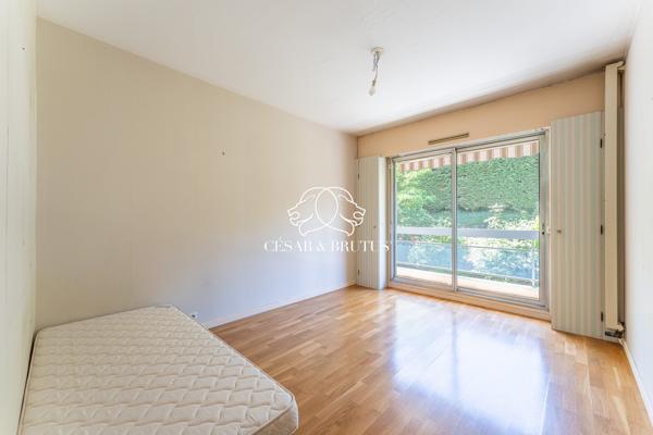 Grand appartement familial, calme et vue dégagée – Ste Foy