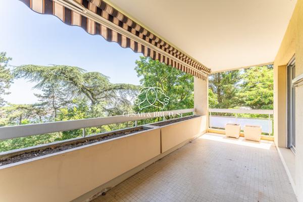 Grand appartement familial, calme et vue dégagée – Ste Foy