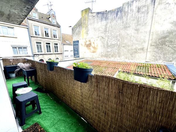 Appartement F3- 62 M2, balcon, 2 chambres