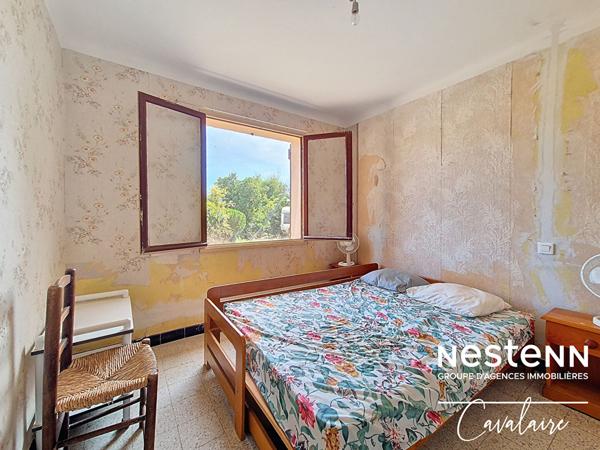 Terrain à fort potentiel avec maison des années 60 à rénover