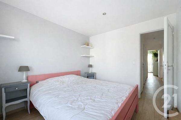 Appartement F5 à vendre  5 pièces - 87,61 m2 EPINAY SUR SEINE - 93