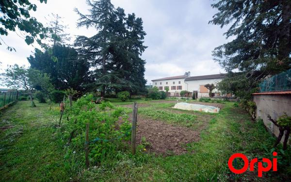 Maison à vendre    7 pièces • 225 m2 Viré