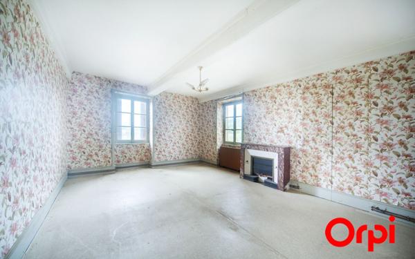 Maison à vendre    7 pièces • 225 m2 Viré