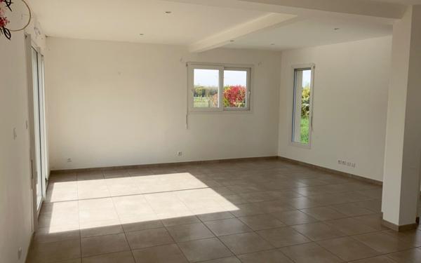 Maison à vendre    4 pièces •  Magny-la-Campagne