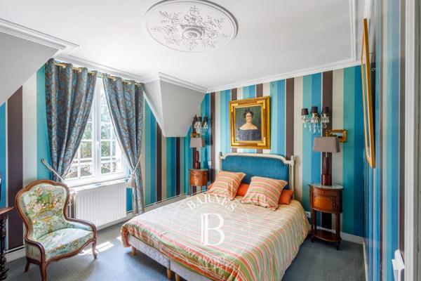 Tourgéville, Propriété 8 Chambres -  330 m² à vendre