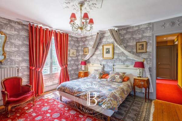 Tourgéville, Propriété 8 Chambres -  330 m² à vendre