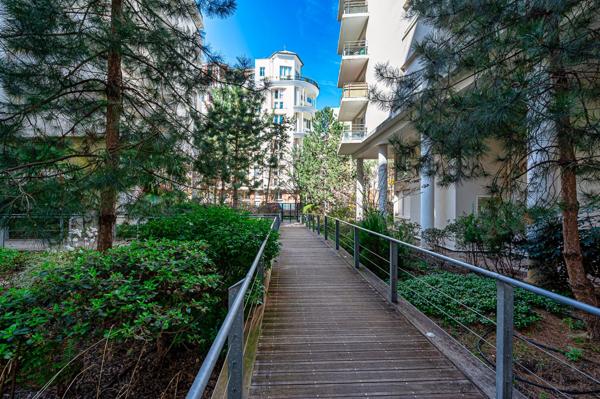 Location / Appartement T2