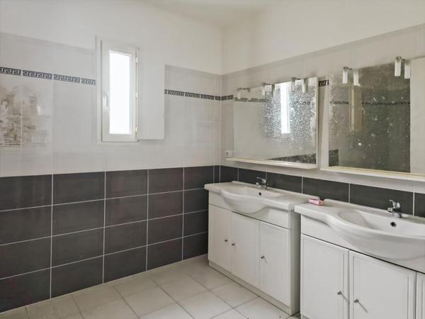 Maison d'architecte 307 M2, TERRAIN 6000 M2