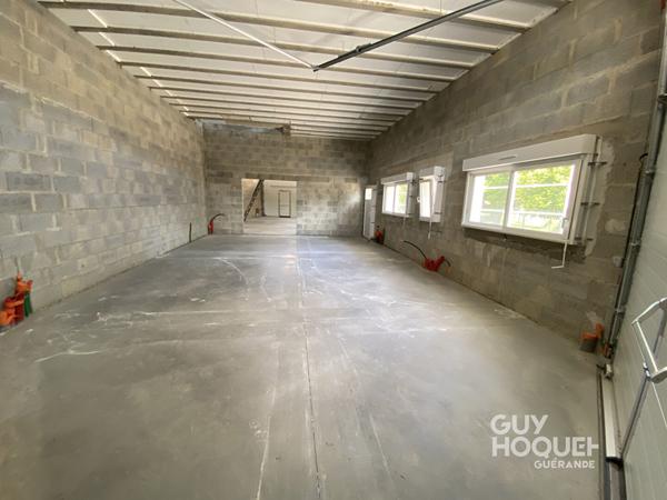 Entrepôt / local industriel