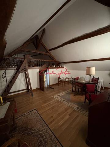Maison à vendre 10 pièces de 207 m²