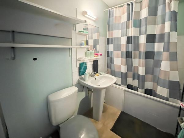 Appartement Sainte Genevieve Des Bois 1 pièce(s) 29.75 m2