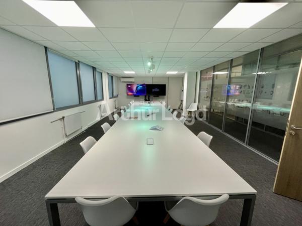 Bureaux à louer/à vendre au coeur du quartier d'affaires Euralille - Espaces modernes et modulables