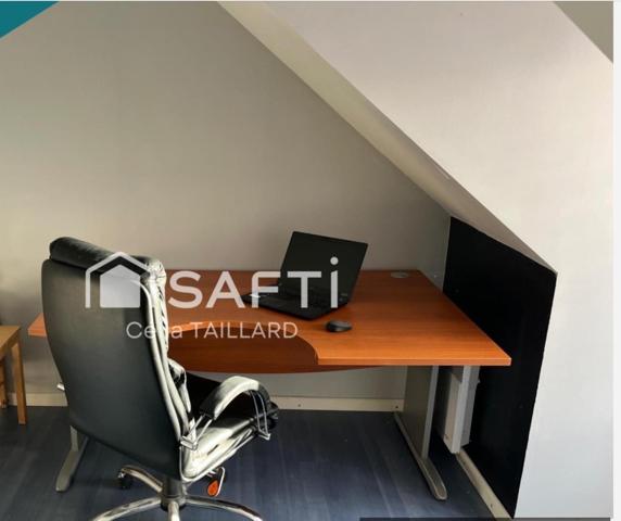 Magnifique maison très lumineuse avec 3 grands chambres, double garage un beau jardin 339.000€