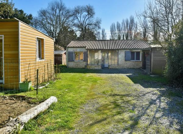À vendre - Maison ancienne, 4 pièces située à Meschers-sur-Gironde (17132)