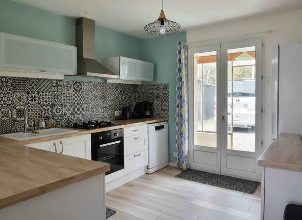 À vendre - Maison ancienne, 4 pièces située à Meschers-sur-Gironde (17132)