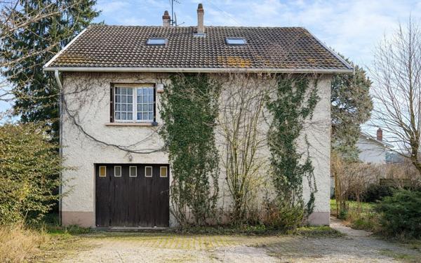 Maison à vendre    7 pièces •  Montluel