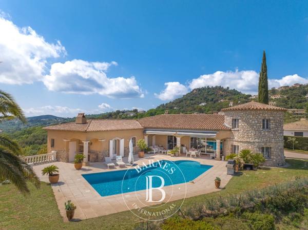Mandelieu-la-Napoule, Villa 5 Chambres -  304 m² à vendre