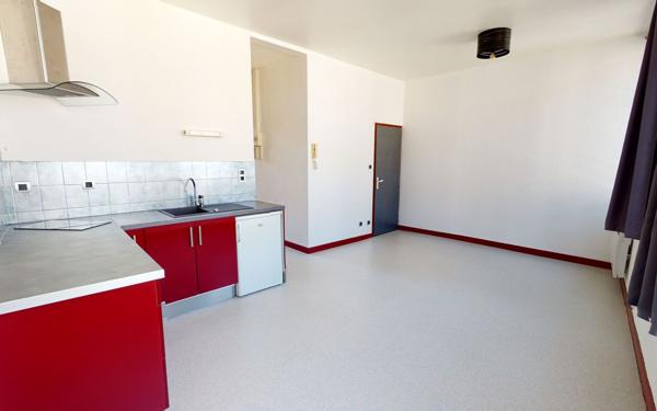 Appartement à louer    1 pièce •  Bar-le-Duc