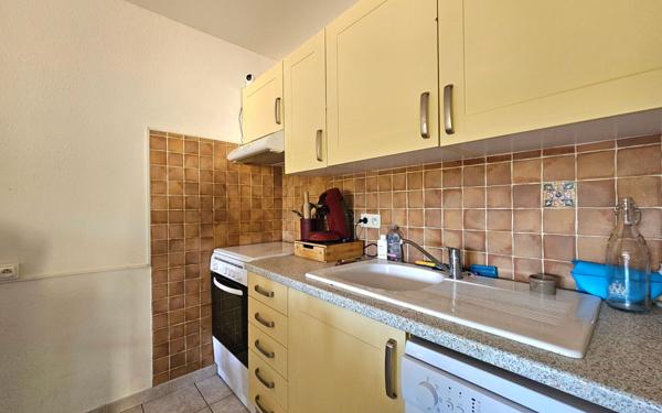 Appartement à vendre    3 pièces • 74 m2 Eyguières