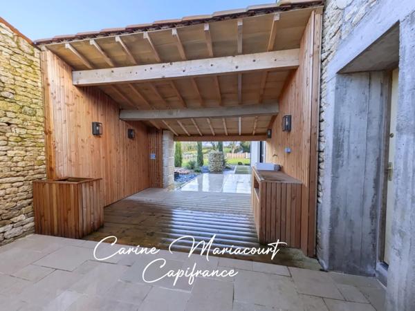 Maison en pierre rénovée – Grand espace de vie, charme et performance énergétique