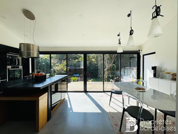 Superbe maison en pierre rénovée 137 m² avec jardin Bordeaux