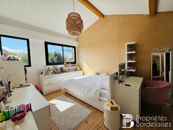Superbe maison en pierre rénovée 137 m² avec jardin Bordeaux