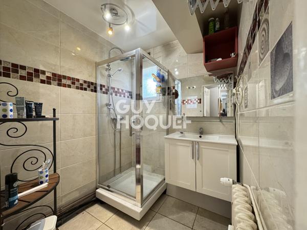 APPARTEMENT À VENDRE DE 5 PIÈCES DE 82,27 M²