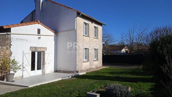 En exclusivité secteur fressines maison 4,chambres avec jardin .