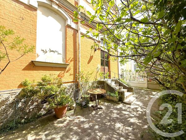 Appartement F5 à vendre  5 pièces - 90 m2 PARIS - 75020