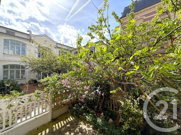 Appartement F5 à vendre  5 pièces - 90 m2 PARIS - 75020