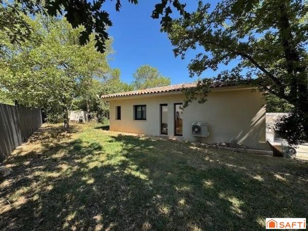 Villa T4 de 2019 avec terrasse et garage.