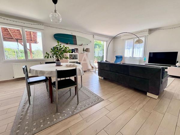 Hauts de Billère maison 7 pièces et garage