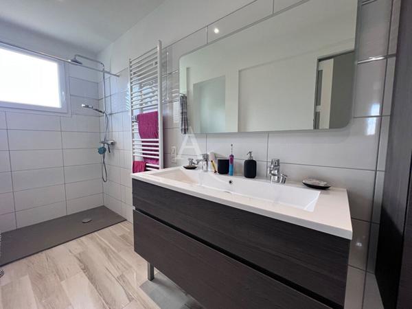 Hauts de Billère maison 7 pièces et garage