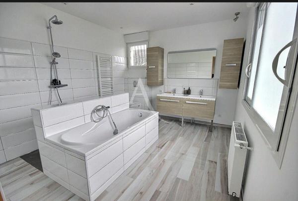 Hauts de Billère maison 7 pièces et garage