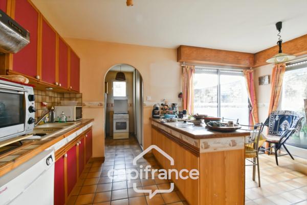 Maison à vendre 4 pièces SAINT JEAN D'ANGELY (17) avec jardin et garage