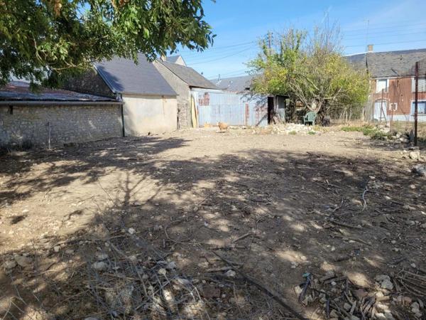 Vente                                                      Terrain
                        
                                         350 m2                     à Janville-en-Beauce