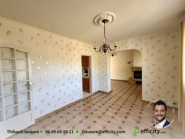 Maison
         4 pièces
        - 110 m² Exclusivité 180 000 € *