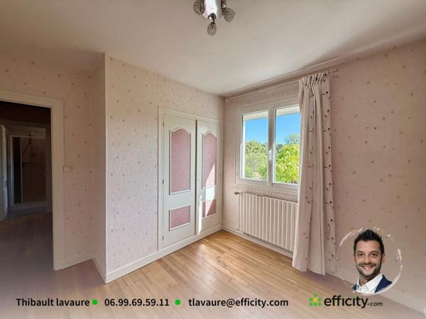 Maison
         4 pièces
        - 110 m² Exclusivité 180 000 € *