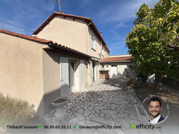 Maison
         4 pièces
        - 110 m² Exclusivité 180 000 € *
