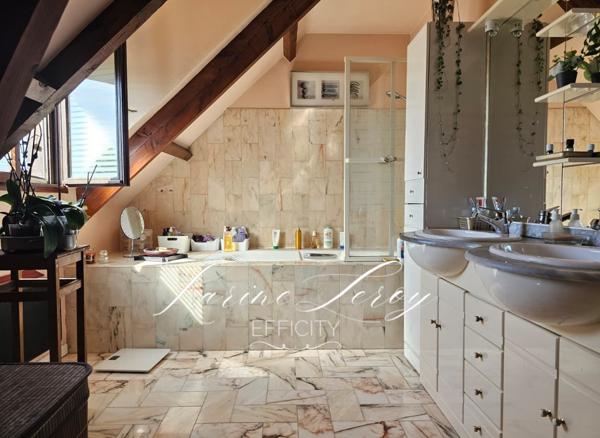 Maison 5 pièces - 143 m²