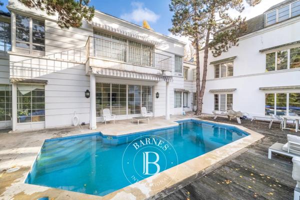 Louveciennes, Maison 8 Chambres -  480 m² à vendre